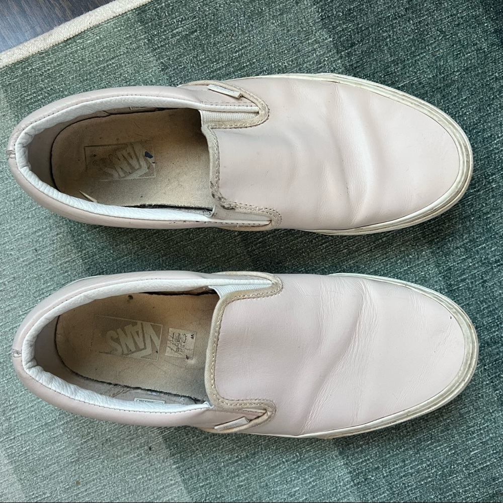 COPY - Mens 9.5 pink leather vans